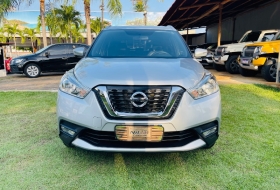 NISSAN Kicks Sl