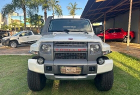 TROLLER T-4 TRAIL 4x4