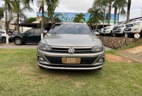 VOLKSWAGEN Polo Highline 200 Tsi