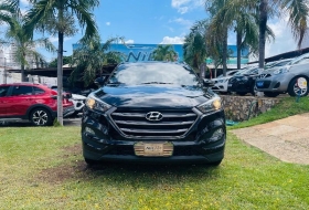 HYUNDAI Tucson GLS