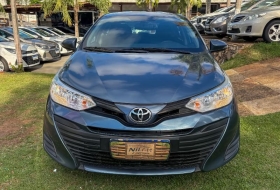 TOYOTA Yaris Xs Connect Sedan