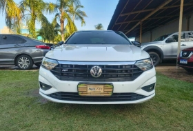 VOLKSWAGEN JETTA R-Line 250 TSI