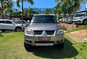 MITSUBISHI PAJERO TR4