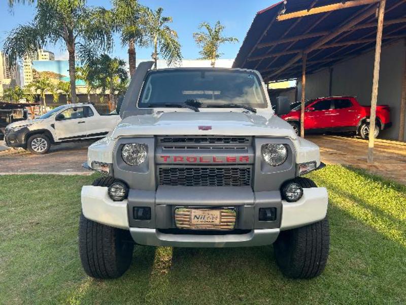 TROLLER T-4 TRAIL 4x4