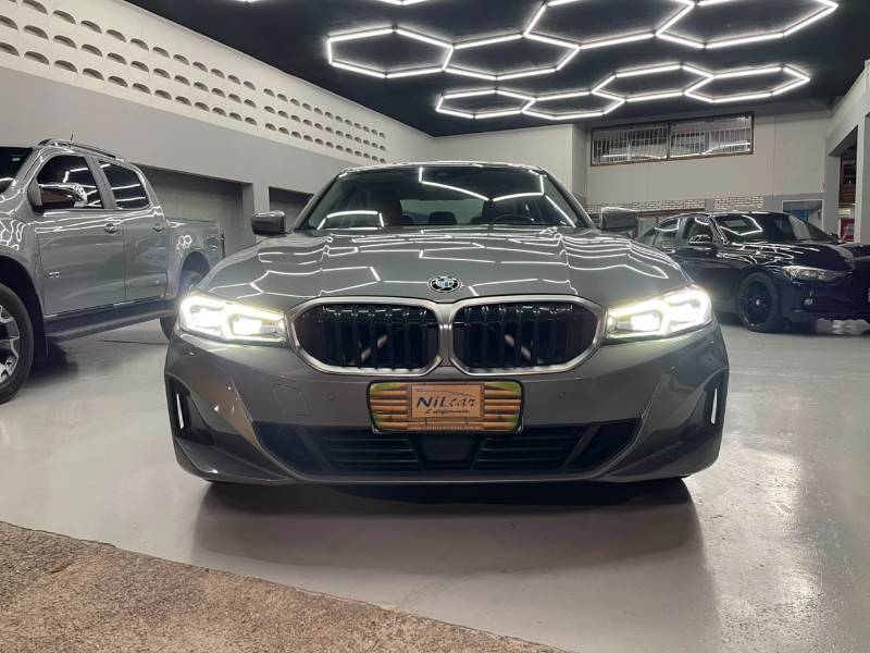 BMW 320iA Modern Sport TB